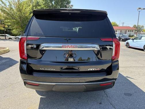 2021 GMC Yukon 4WD AT4