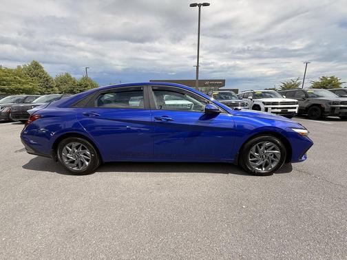Intense Blue 2024 Hyundai ELANTRA SEL