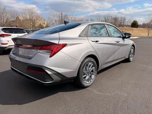 2026 Hyundai ELANTRA HEV Blue