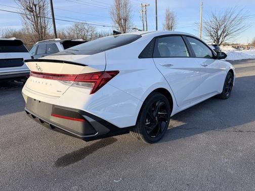 2026 Hyundai ELANTRA HEV SEL Sport