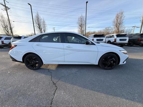 2026 Hyundai ELANTRA HEV SEL Sport