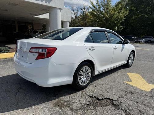 2013 Toyota Camry LE