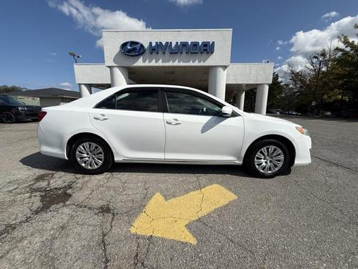 2013 Toyota Camry LE