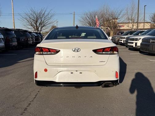 2018 Hyundai SONATA Limited