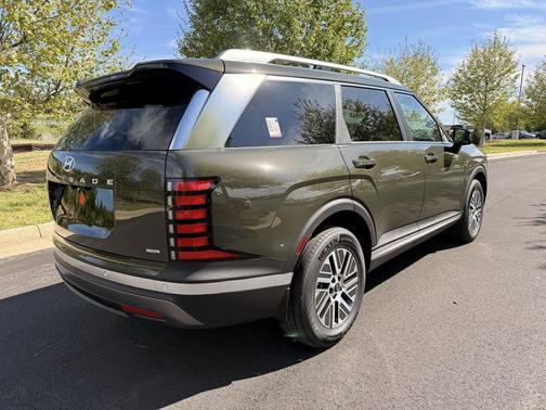 Titan Green 2026 Hyundai Palisade Hybrid SEL 7P