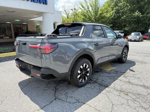 2025 Hyundai SANTA CRUZ SEL Activity