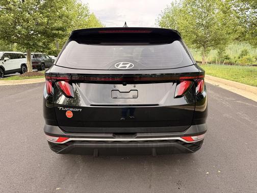 Phantom Black 2022 Hyundai TUCSON SE