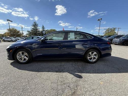 2021 Hyundai SONATA SE