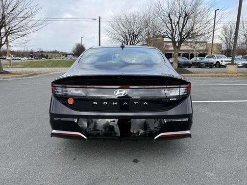 2025 Hyundai SONATA Hybrid SE