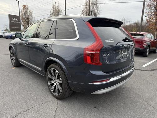 2022 Volvo XC90 T6 Inscription