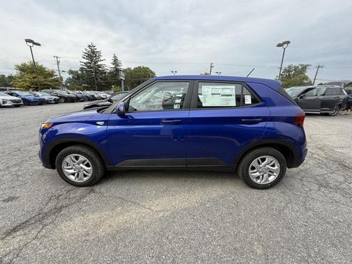 2025 Hyundai VENUE SE