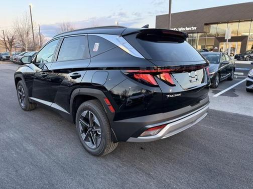 2026 Hyundai TUCSON Hybrid SEL