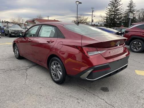 2025 Hyundai ELANTRA HEV Blue