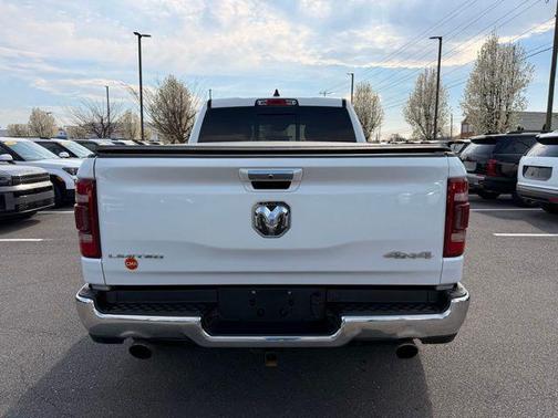 Ivory White Tri-Coat Pearlcoat 2020 RAM 1500 Limited