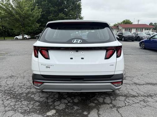 2025 Hyundai TUCSON SE