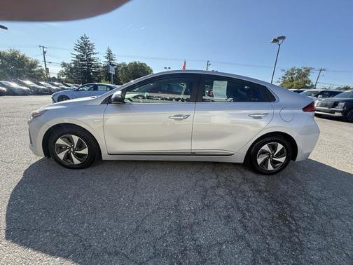 2018 Hyundai IONIQ Hybrid SEL