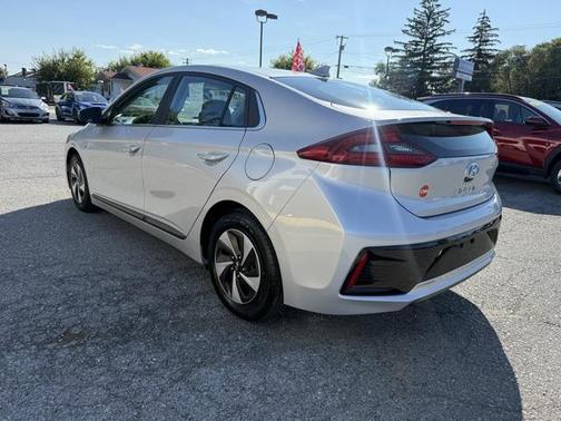 2018 Hyundai IONIQ Hybrid SEL