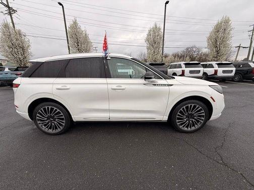 Pristine White 2020 Lincoln Corsair Reserve