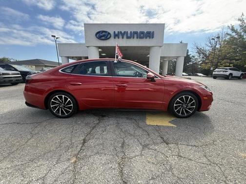 2021 Hyundai SONATA Limited