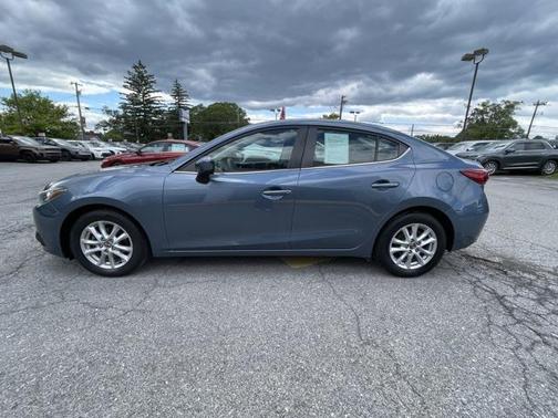 2016 Mazda Mazda3 i Touring