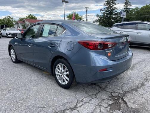 2016 Mazda Mazda3 i Touring