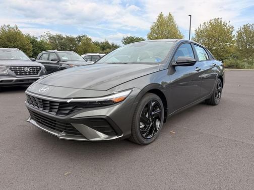 Amazon Gray 2026 Hyundai ELANTRA Sport