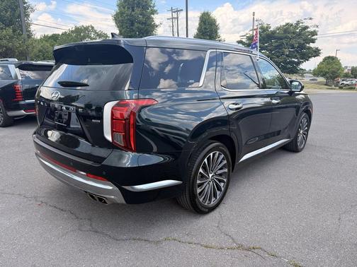 Robust Emerald 2023 Hyundai PALISADE Calligraphy