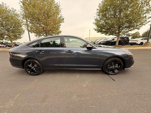 Canyon River Blue Metallic 2025 Honda Accord SE