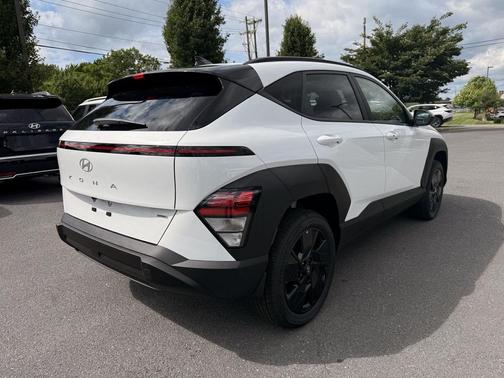 Atlas White 2026 Hyundai KONA SEL Sport