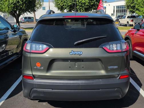 Olive Green Pearlcoat 2019 Jeep Cherokee Latitude