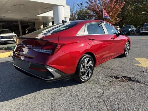 2025 Hyundai ELANTRA Sport