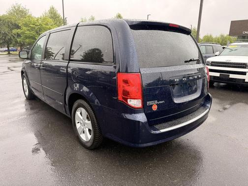 True Blue Pearlcoat 2014 Dodge Grand Caravan AVP/SE
