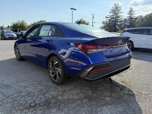 2025 Hyundai ELANTRA Sport