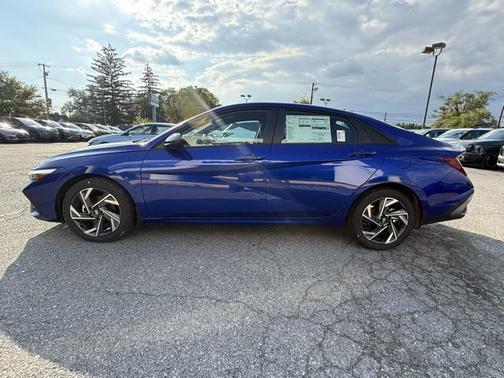 2025 Hyundai ELANTRA Sport