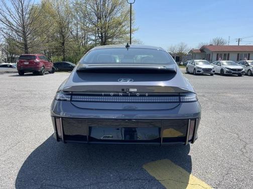 2025 Hyundai IONIQ 6 SE