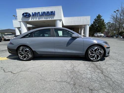 2025 Hyundai IONIQ 6 SE