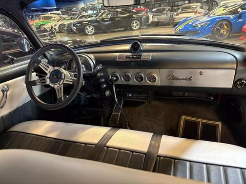1949 Oldsmobile 88 Rocket