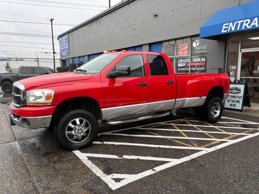 2006 Dodge Ram 3500 SLT Pickup 4D 8 ft