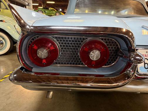 1958 Ford Thunderbird Base