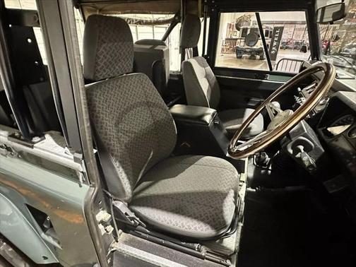 1993 Land Rover Defender
