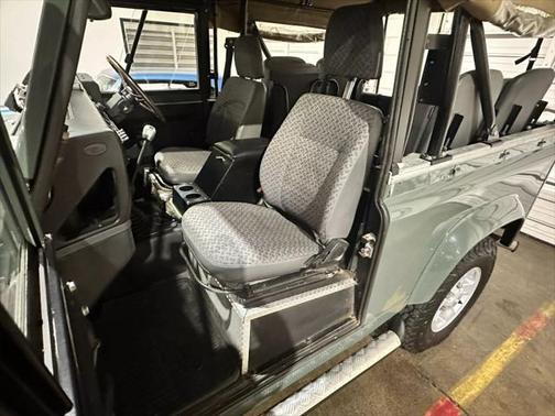 1993 Land Rover Defender