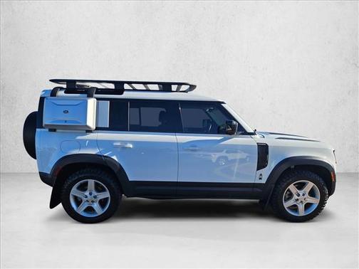 2022 Land Rover Defender 110 S