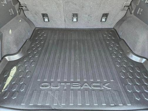 2021 Subaru Outback Base
