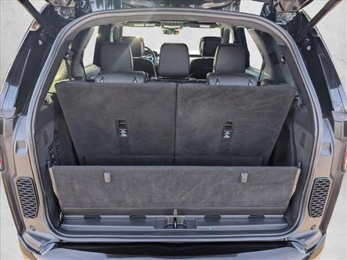 Black 2023 Land Rover Discovery P300 S R-Dynamic