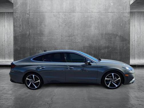 2022 Hyundai SONATA SEL Plus