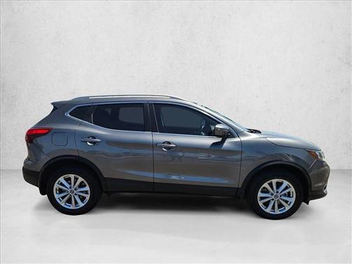 Gun Metallic 2019 Nissan Rogue Sport SV