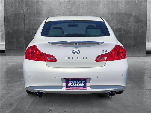 2013 INFINITI G37 Journey