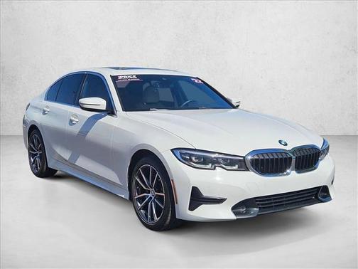 Alpine White 2022 BMW 330 330i