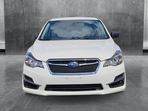 2016 Subaru Impreza 2.0i