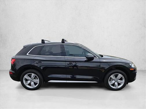 Mythos Black Metallic 2018 Audi Q5 2.0T Tech Premium